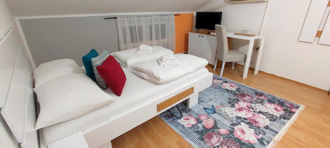 Villa Monera Apartments & Rooms & Free Garage Mostar Exterior foto